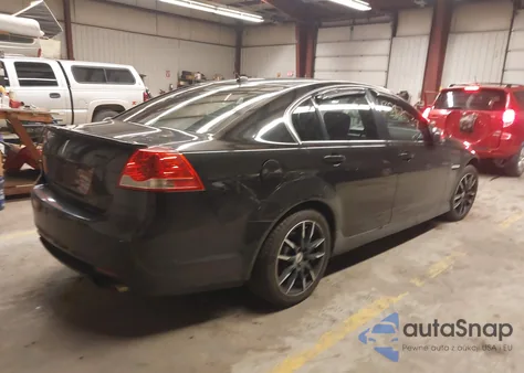 2009 Pontiac G8 z USA, uszkodzony, nr VIN 6G2ER57749L168187